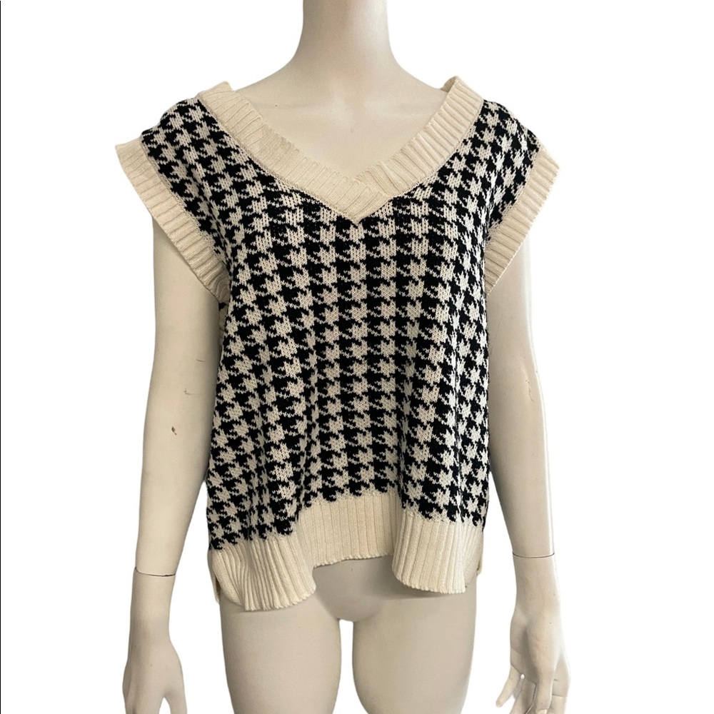 black and white pattern thrifted sweater vest